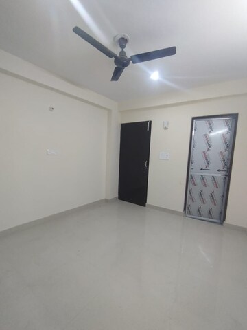 Room in 1 RK Builder Floor at Chattarpur – for Rent