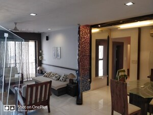 2 BHK Apartment For Rent in Windermere CHS Andheri West, Andheri West