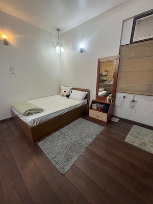 Bedroom in 3 BHK Builder Floor at Saket – for Sale