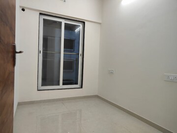 Room in 2 BHK Apartment at Je and Vee Madhuban, Malad East – for Rent