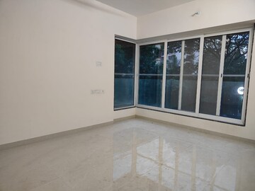 2 BHK Apartment For Rent in Je and Vee Madhuban, Malad East