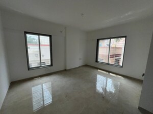 Room in 4 BHK Apartment at Kothrud – for Sale