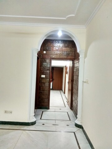 Building Lobby in 3 BHK Apartment at DDA Rosewood Apartments, Vasant Kunj – for Rent
