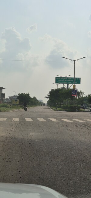  Plot For Sale in Sector 82