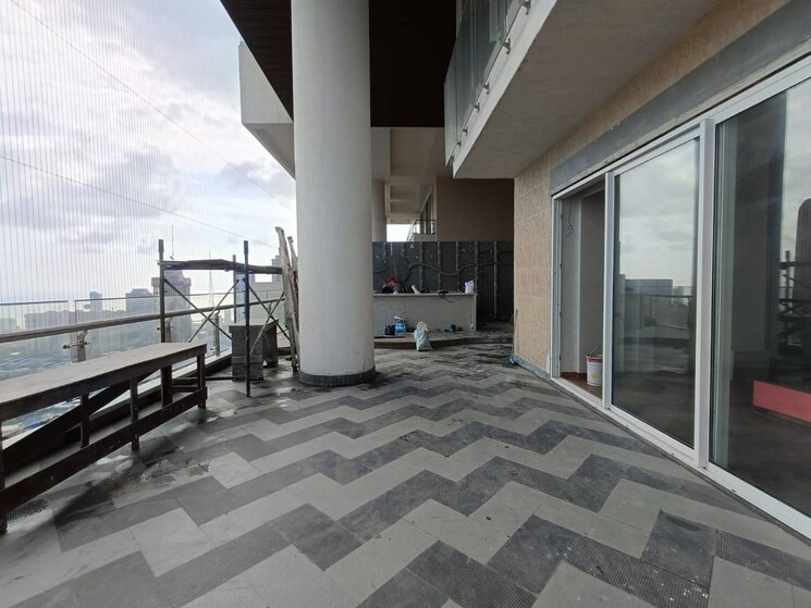 Balcony, indiabulls-sky-forest 5 Bedroom 7722 Sq.Ft. Apartment In Lower Parel Mumbai 9205834