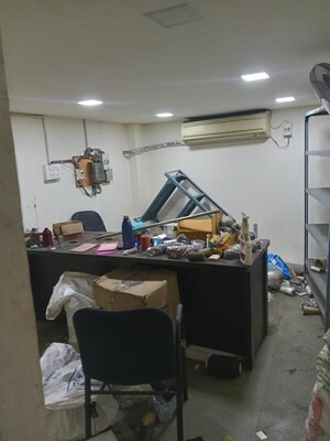  Warehouse For Sale in Amraiwadi