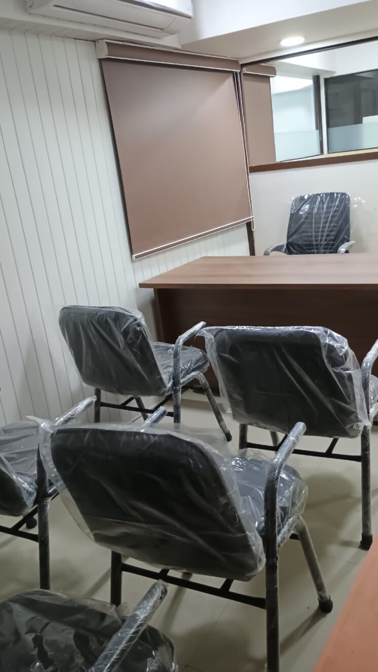 Team Area, law garden Commercial Office Space 1048 Sq.Ft. In Law Garden Ahmedabad 9205900