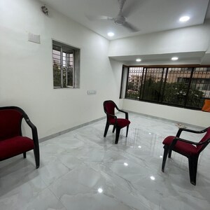 Room in 3 BHK Apartment at Santacruz West – for Sale