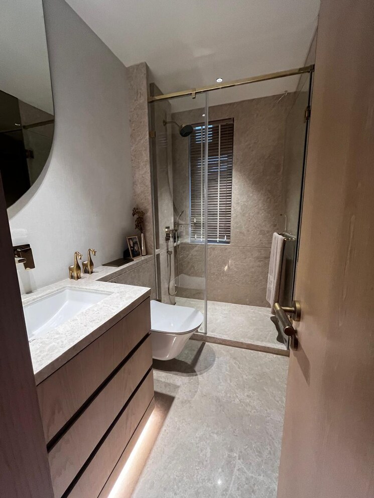 Bathroom, lodha-world-one 5 Bedroom 2349 Sq.Ft. Apartment In Worli Mumbai 9205982