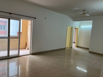 Room in 3 BHK Apartment at Abodh Valmark, Hebbal – for Rent