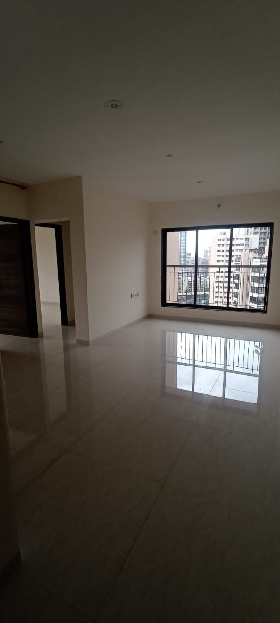 2 BHK Apartment For Sale in Rashi Tower