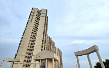 1 BHK Apartment For Sale in Signature Global Golf Greens, Sector 79