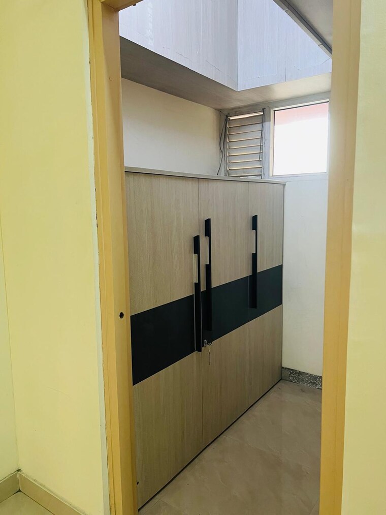 Kitchen, upavp-ganga-yamuna-and-hindon-enclave 3 Bedroom 1375 Sq.Ft. Apartment In Pratap Vihar Ghaziabad 9206298