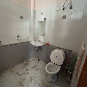 Bathroom in 3 BHK Independent House at Sector 23 – for Rent