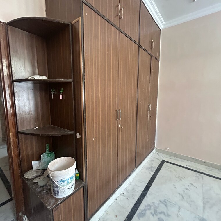 undefined, sector 23 3 Bedroom 2050 Sq.Ft. Independent House In Sector 23 Gurgaon 9206448