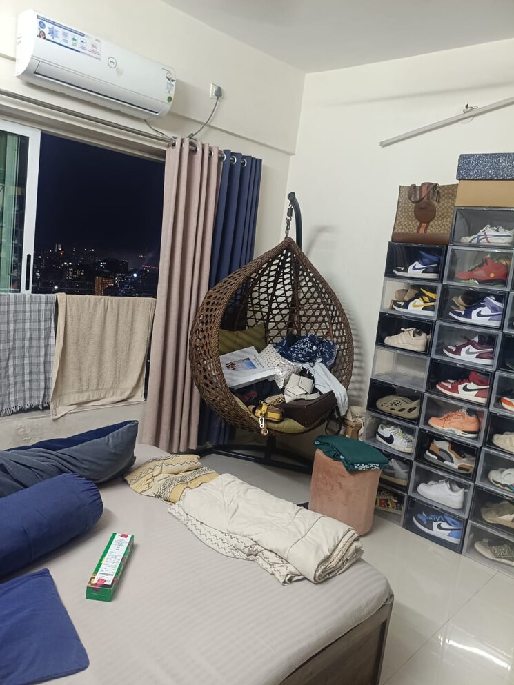 Master Bedroom, romell-aether 2 Bedroom 709 Sq.Ft. Apartment In Goregaon East Mumbai 9206945