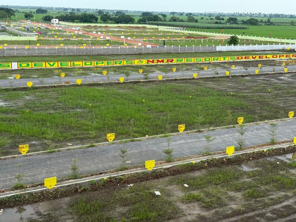 Plot For Sale in Saichandana