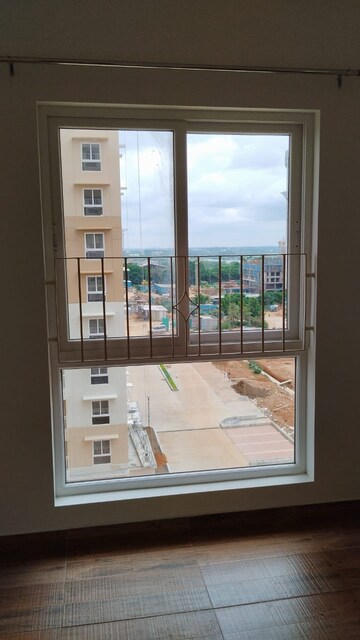 Room in 3 BHK Apartment at Brigade El Dorado, Bagaluru – for Rent