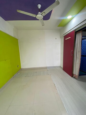 Bedroom in 2 BHK Builder Floor at Kandivali East – for Rent