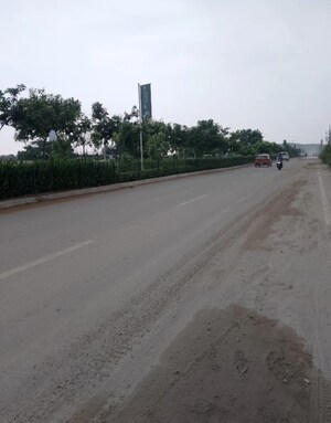 Plot Area in  Plot at Mapsko Aspr Hills, Sector 78 – for Sale