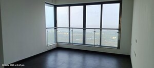 Room in 3 BHK Apartment at Peninsula Celestia Spaces, Parel – for Sale