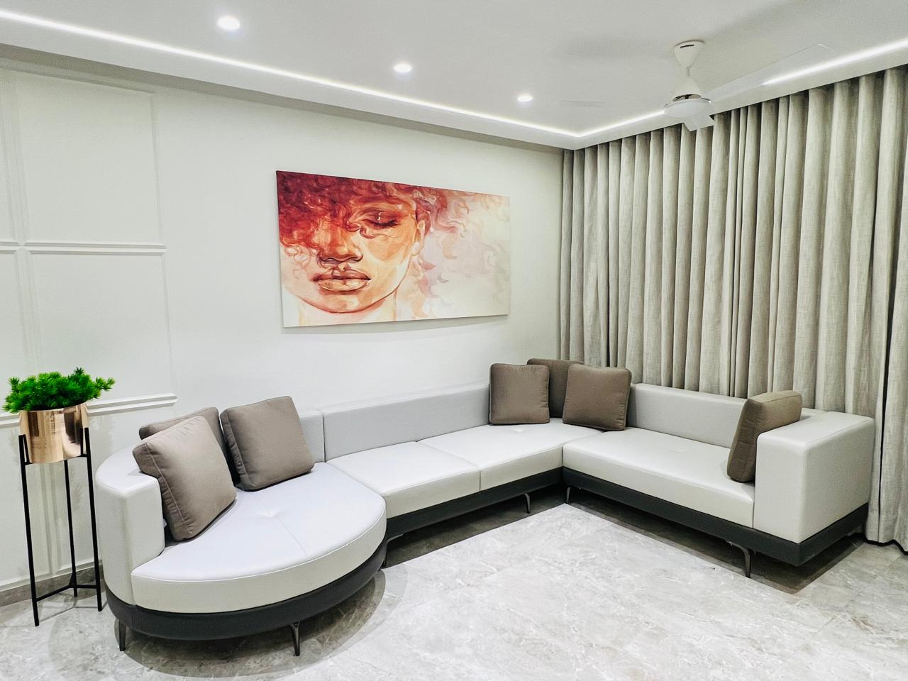 3 BHK + Pooja Room Apartment For Rent in Navrangpura