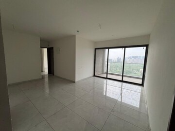 Room in 2 BHK Apartment at Matoshree Apartment Mundhawa, Mundhwa – for Rent