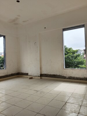 Room in 2.5 BHK Apartment at Shree Ram Apartments, Sahakar Nagar – for Sale