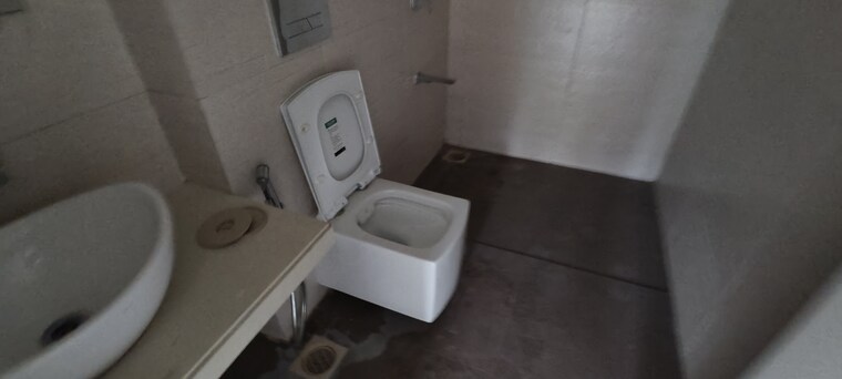 Bathroom, kanakia-silicon-valley 1 Bedroom 435 Sq.Ft. Apartment In Powai Mumbai 9206657