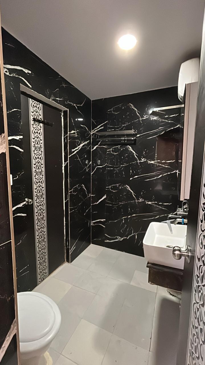 2 BHK + Study Room Apartment For Sale in VVIP Addresses