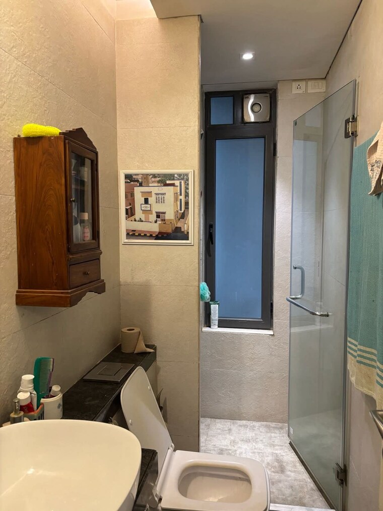 Washroom, bandra west 4 Bedroom 2200 Sq.Ft. Apartment In Bandra West Mumbai 9206952