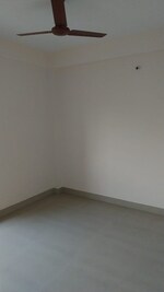 700 Sq.Ft. Office Space in Lake Market