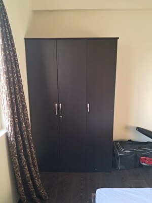 Furnished Amenities in 2 BHK Apartment at Ramky One North, Yelahanka – for Rent