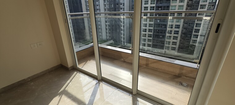 Balcony, lnt-veridian 2 Bedroom 650 Sq.Ft. Apartment In Powai Mumbai 9206722