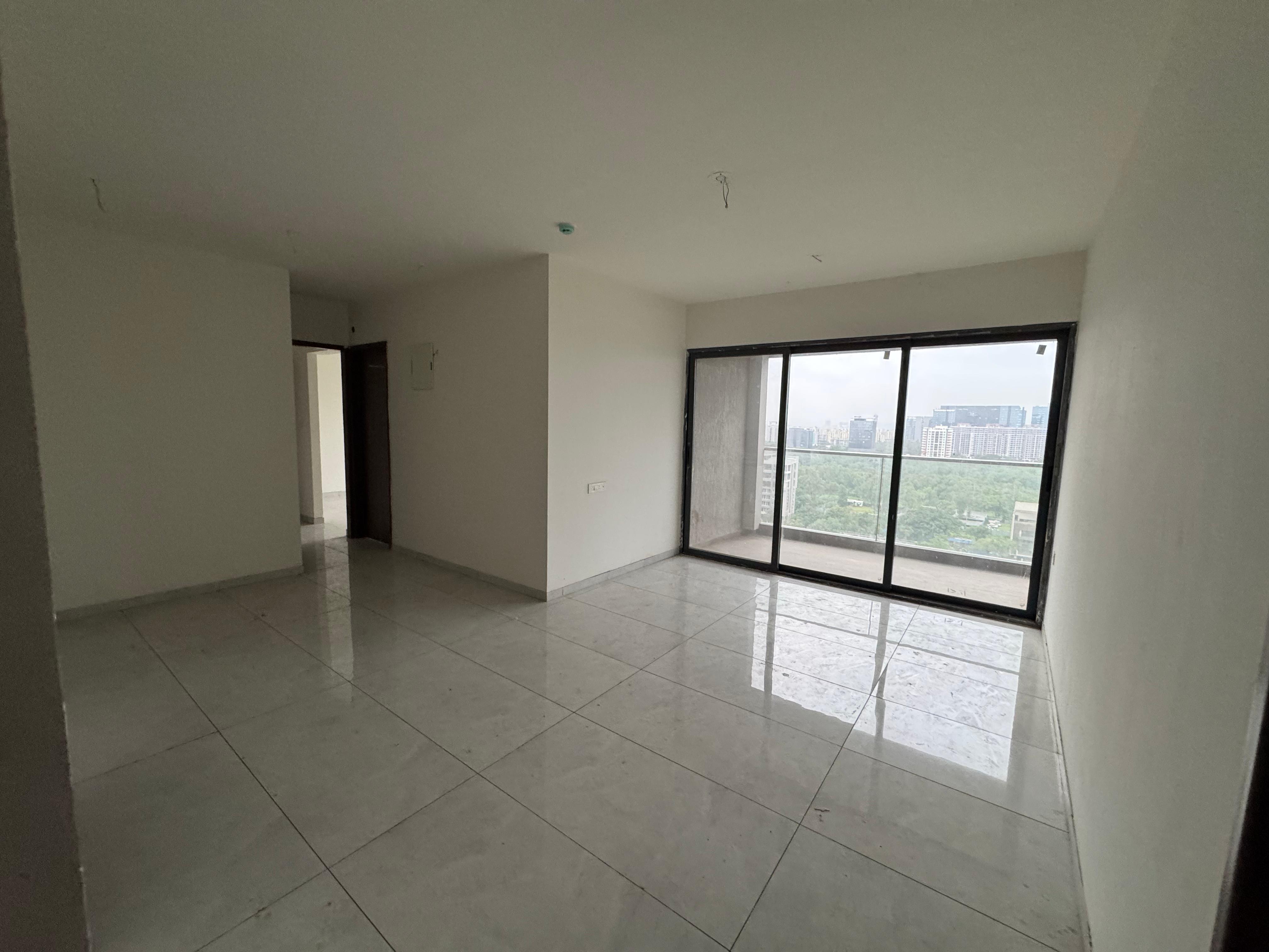 2 BHK Apartment For Rent in Mantra Mirari