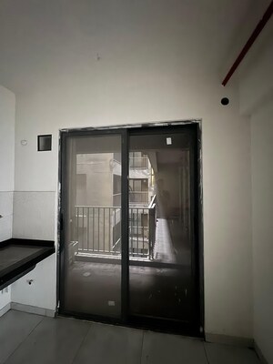 Room in 2 BHK Apartment at Mantra Mirari, Koregaon Park – for Rent