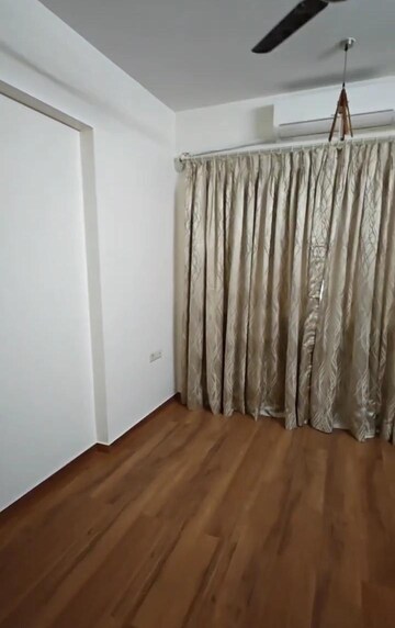 Bedroom in 3 BHK Apartment at Hiranandani Heritage Tower, Powai – for Rent