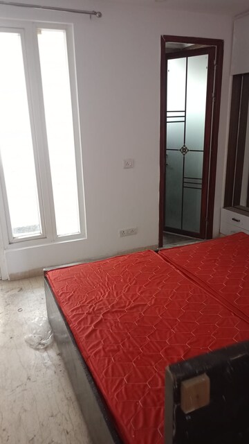 Room in 2 BHK Builder Floor at Malviya Nagar – for Rent