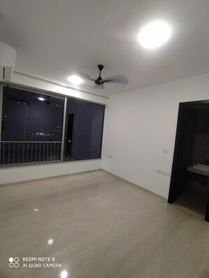 Room in 3 BHK Apartment at Oberoi Eternia, Mulund West – for Rent