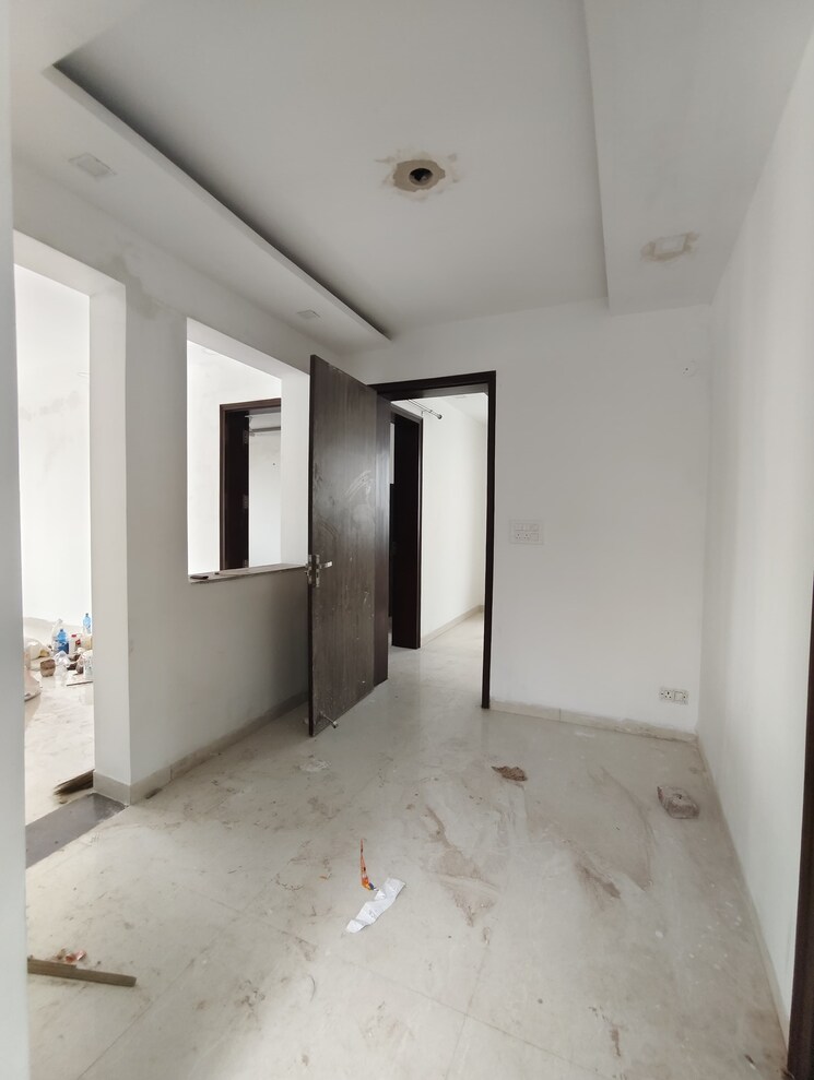 Room, acl-apartment 3 Bedroom 1800 Sq.Ft. Apartment In Vasant Kunj Delhi 9207141