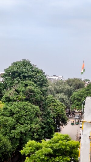 2 BHK Builder Floor – Garden View at Malviya Nagar - for Rent