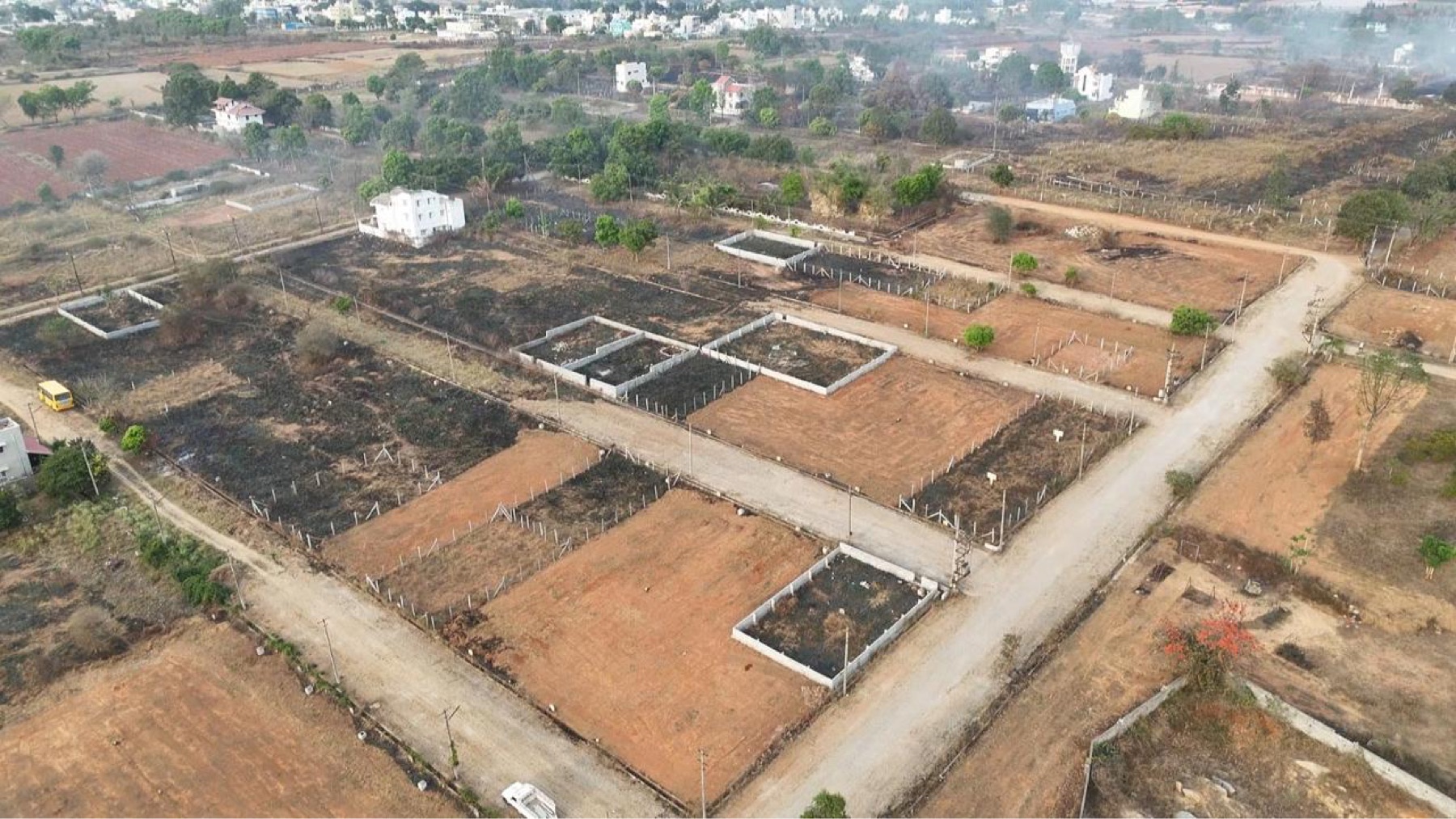 Plot For Sale in Erayaa Vinayaka Residency