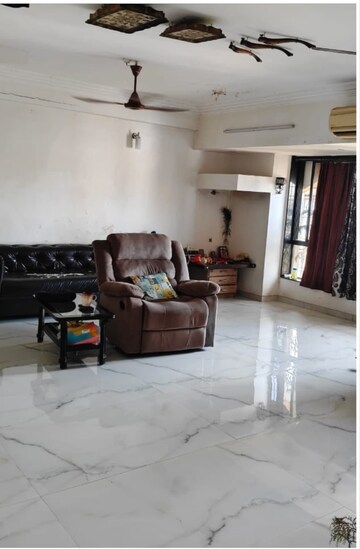 Living Room in 4 BHK Apartment at Arshie Complex, Versova – for Sale