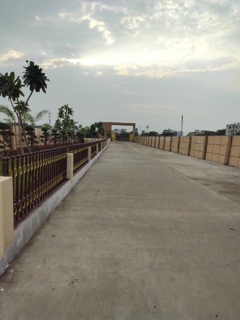 Plot For Sale in Highway Avenue Main Road 