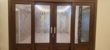 Room in 4 BHK Builder Floor at Greater Kailash ii – for Rent