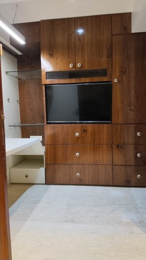 4 BHK Apartment For Rent in K Raheja Corp Vistas Mumbai, Chandivali