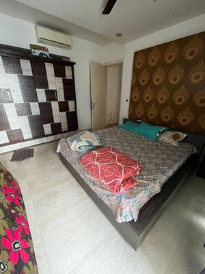 Bedroom in 2 BHK Apartment at Lodha Fiorenza, Goregaon East – for Rent