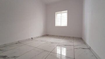 Room in 4 BHK Independent House at Nellikunnu – for Sale