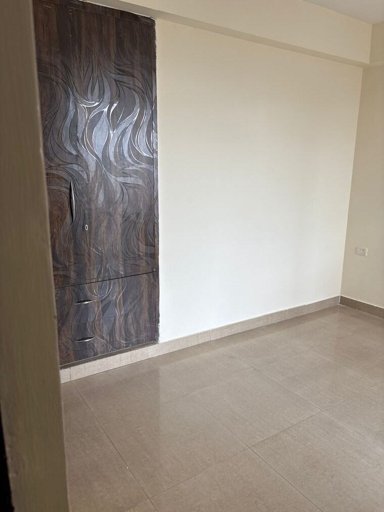 Room, galaxy-north-avenue 3 Bedroom 1410 Sq.Ft. Apartment In Gaur City 1 Greater Noida 9207299