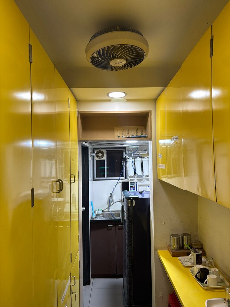 Gym, navrangpura Commercial Office Space 653 Sq.Ft. In Navrangpura Ahmedabad 9207239